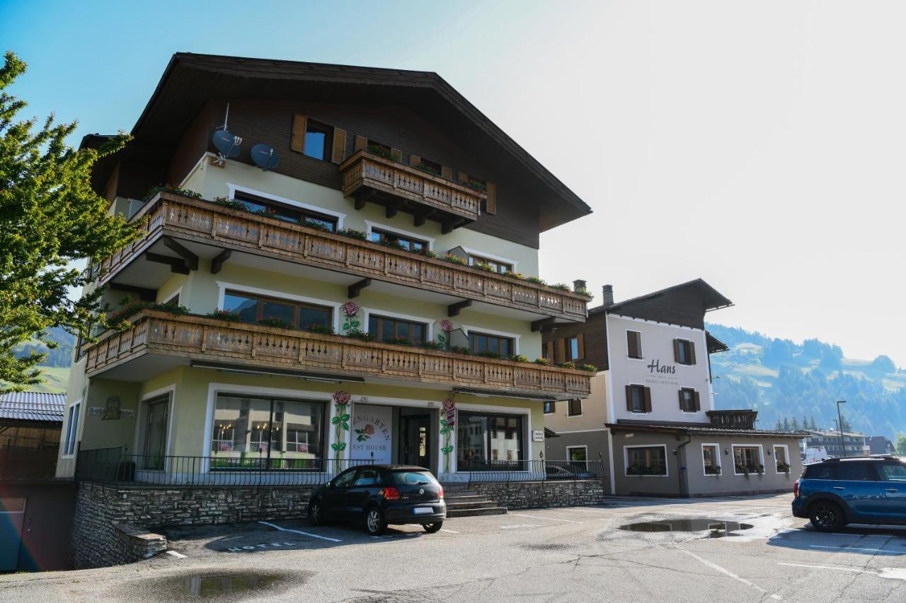 Guesthouse Rosengarten Доббиако Экстерьер фото