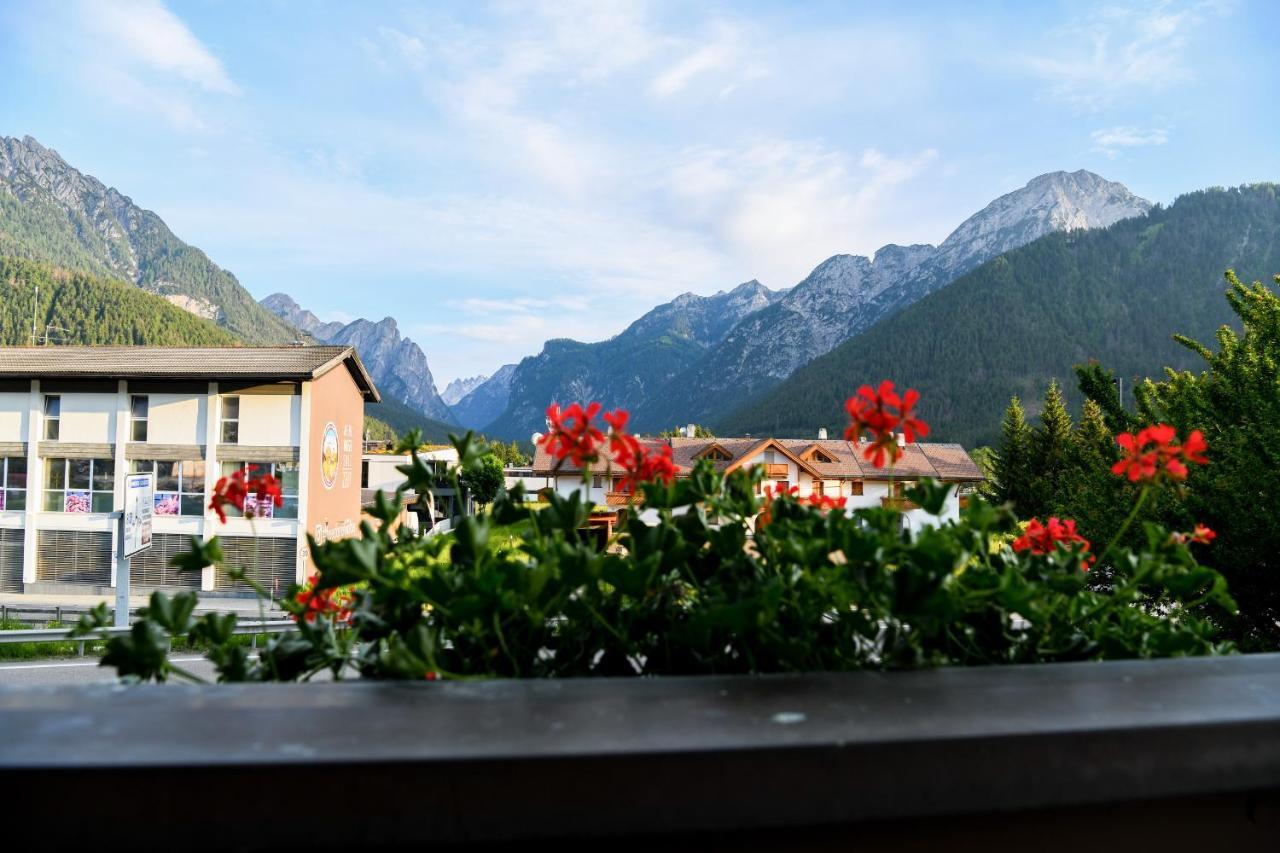 Guesthouse Rosengarten Доббиако Экстерьер фото
