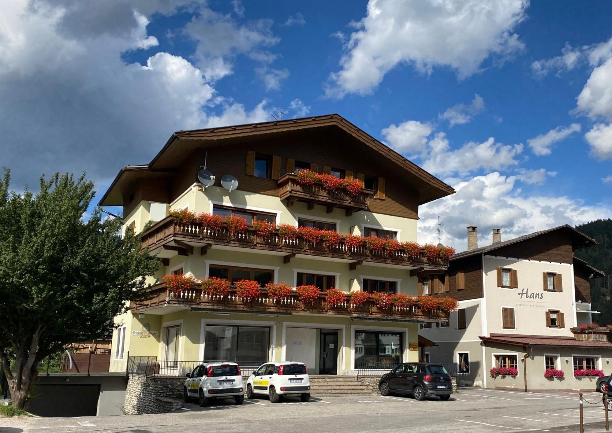 Guesthouse Rosengarten Доббиако Экстерьер фото